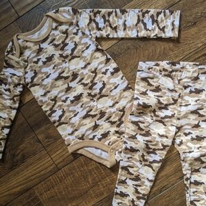Two-piece boys camo outfit